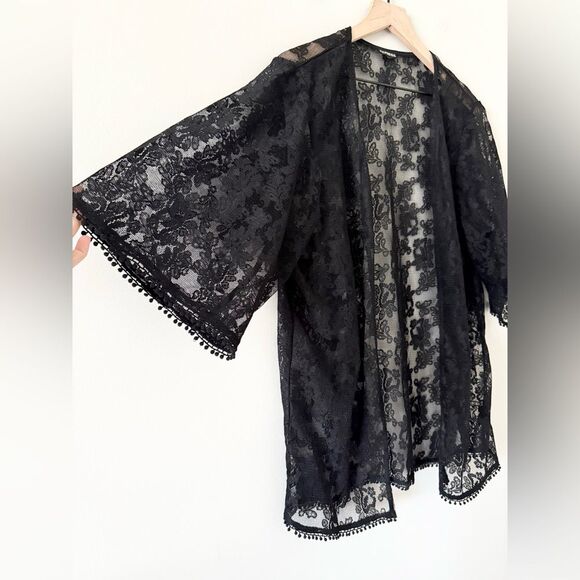 Express Oversized Kimono Style Jacket in Sheer Black Lace Size S - Picture 2 of 5